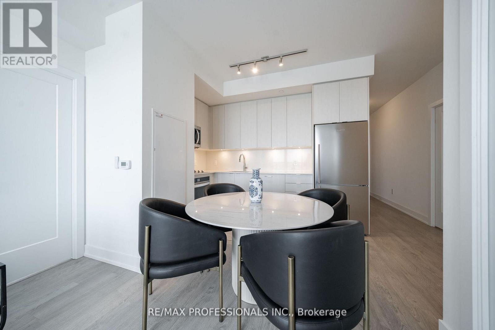 3536 - 5 Mabelle Avenue, Toronto, Ontario  M9A 0C8 - Photo 7 - W12945592