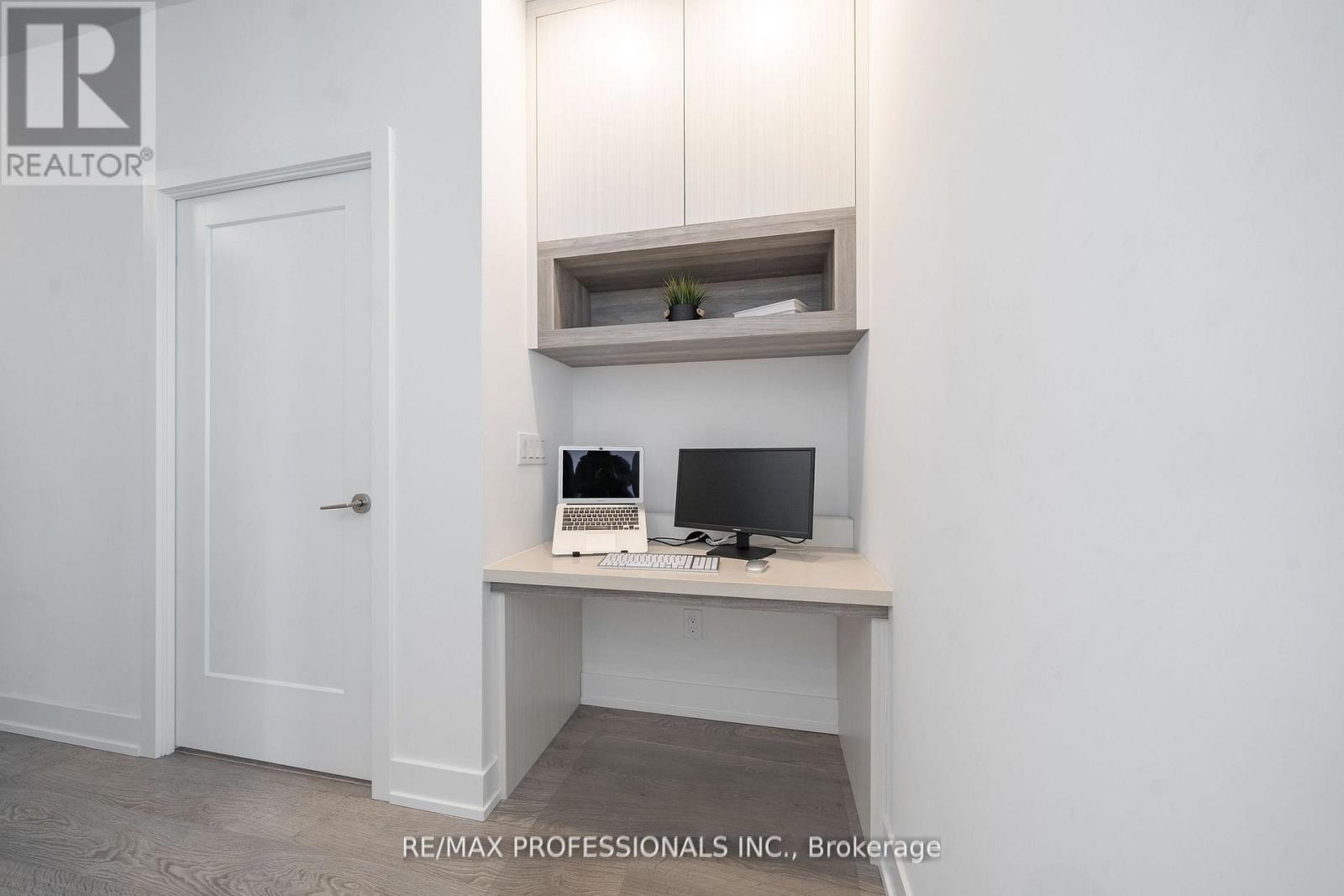 3536 - 5 Mabelle Avenue, Toronto, Ontario  M9A 0C8 - Photo 9 - W12945592