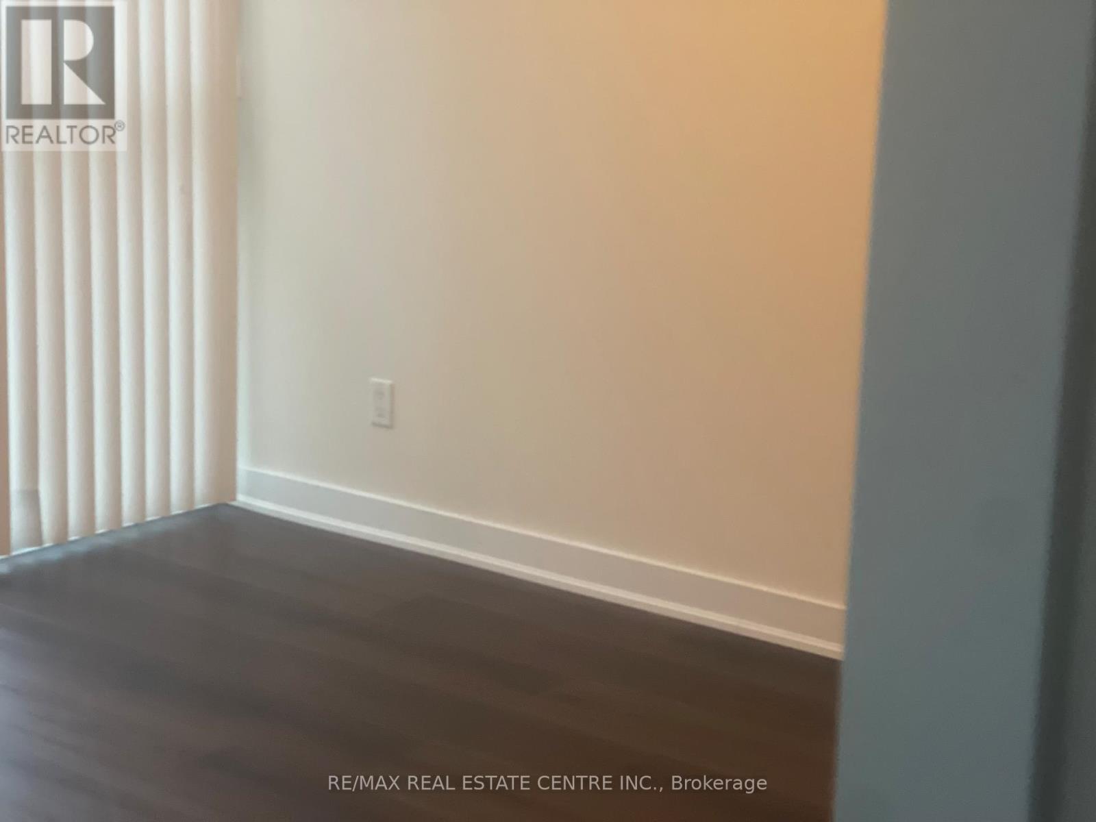 3207 - 4070 Confederation Parkway, Mississauga, Ontario  L5B 0E9 - Photo 19 - W12945594