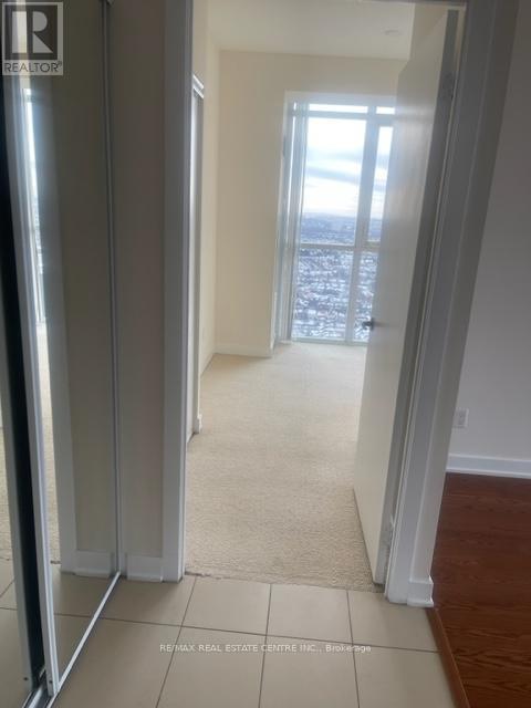 3207 - 4070 Confederation Parkway, Mississauga, Ontario  L5B 0E9 - Photo 7 - W12945594