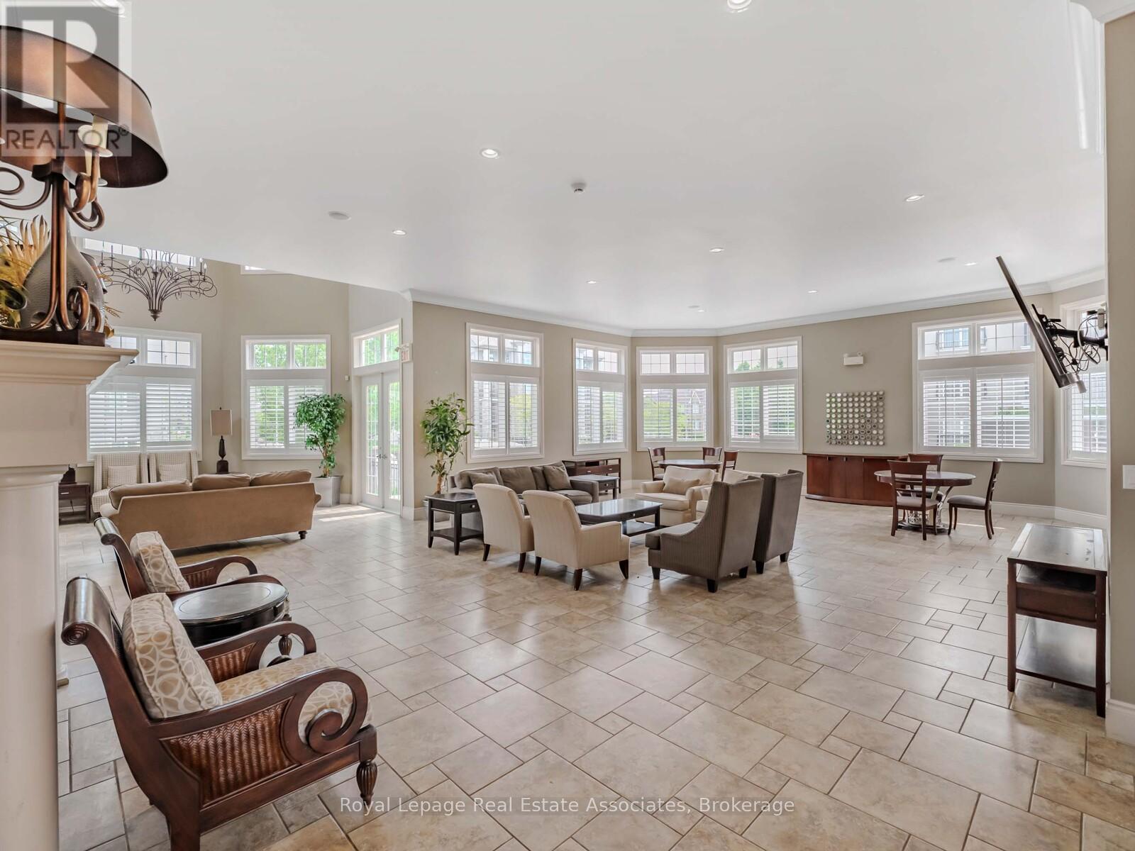 405 - 1390 Main Street E, Milton, Ontario  L9T 7S9 - Photo 23 - W12945616