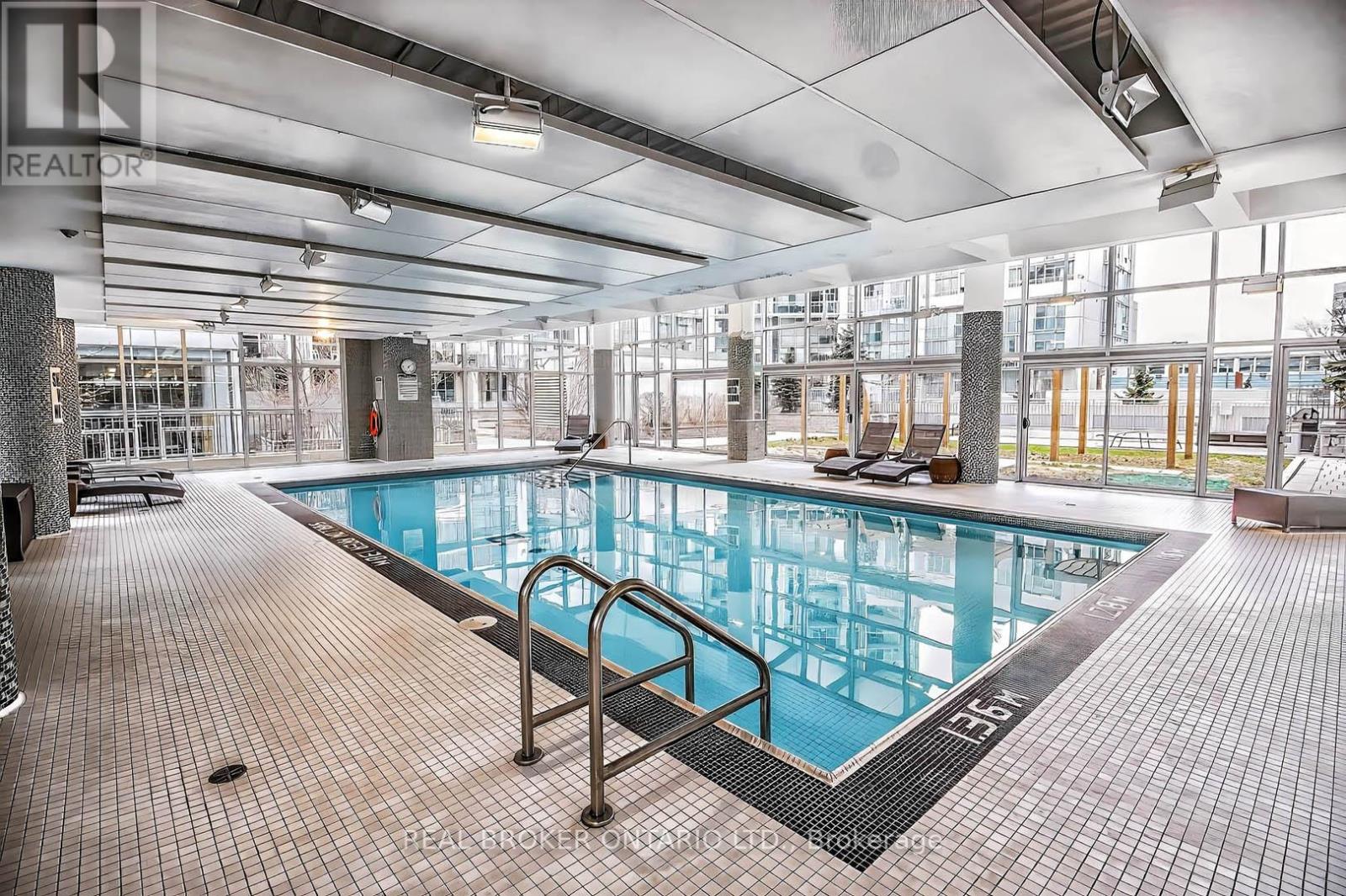 908 - 225 Webb Drive, Mississauga, Ontario  L5B 4P2 - Photo 34 - W12945654