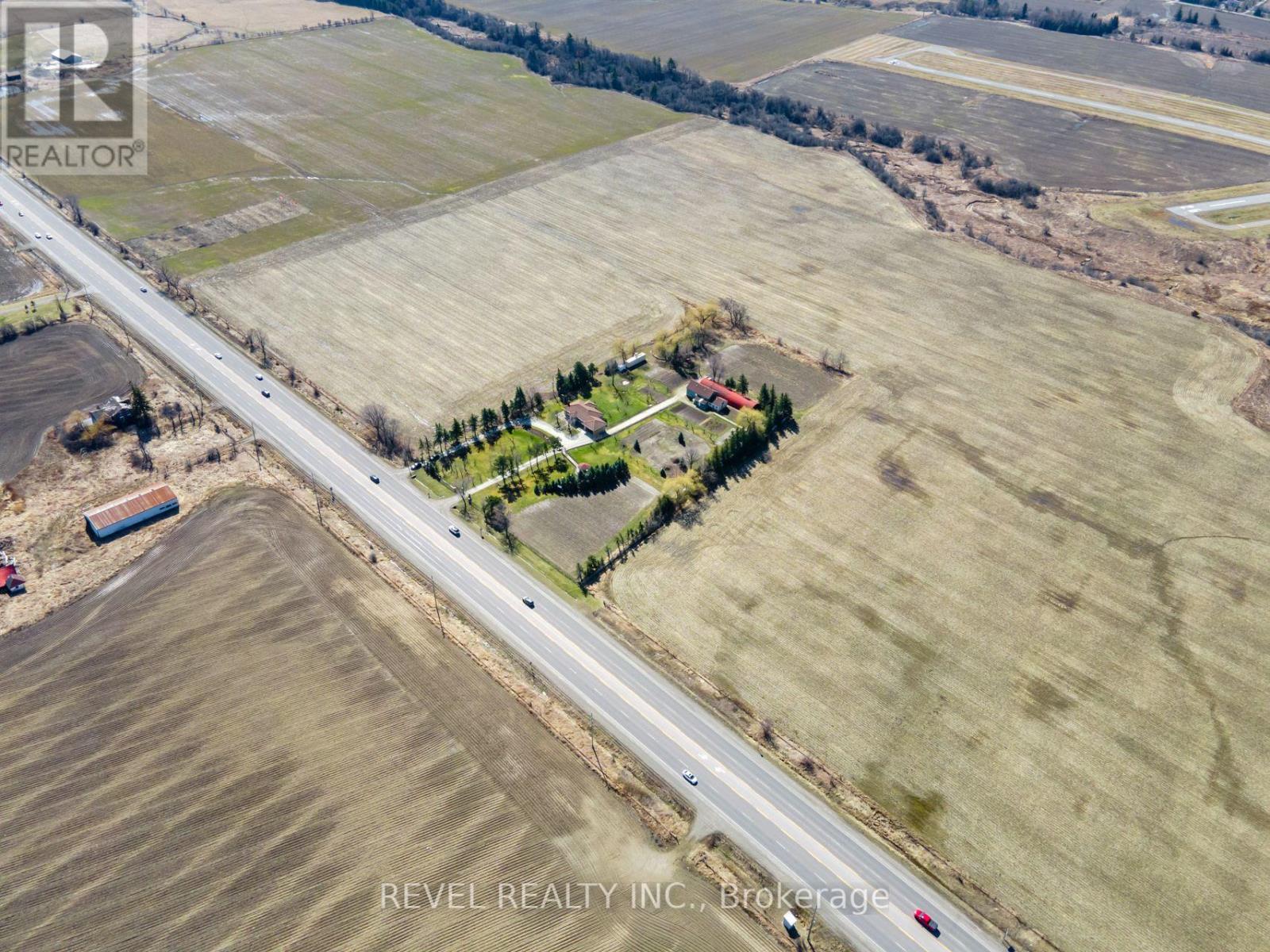 13478 Hurontario Street, Caledon, Ontario  L7C 2B9 - Photo 18 - W12945704