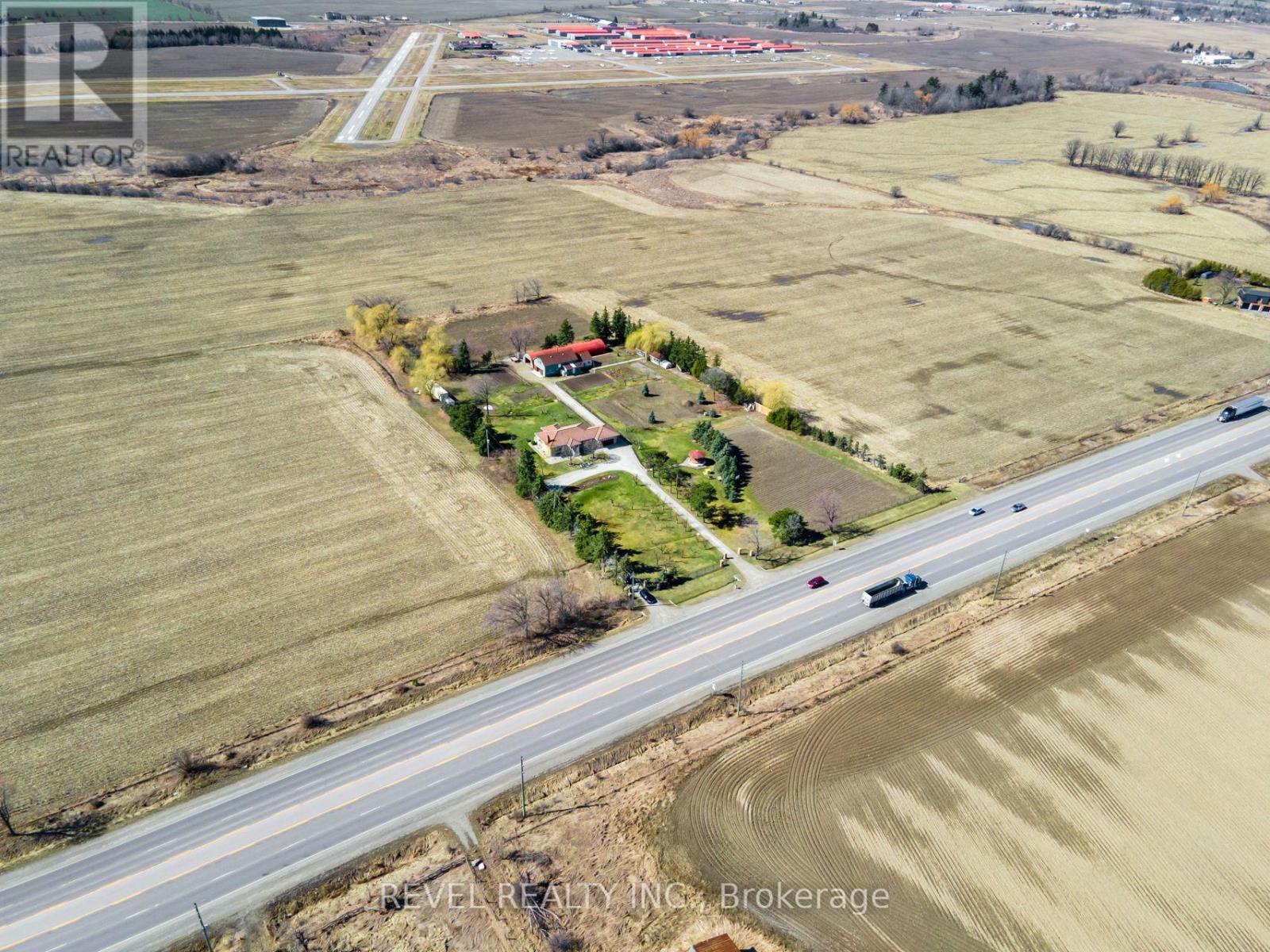 13478 Hurontario Street, Caledon, Ontario  L7C 2B9 - Photo 12 - W12945710