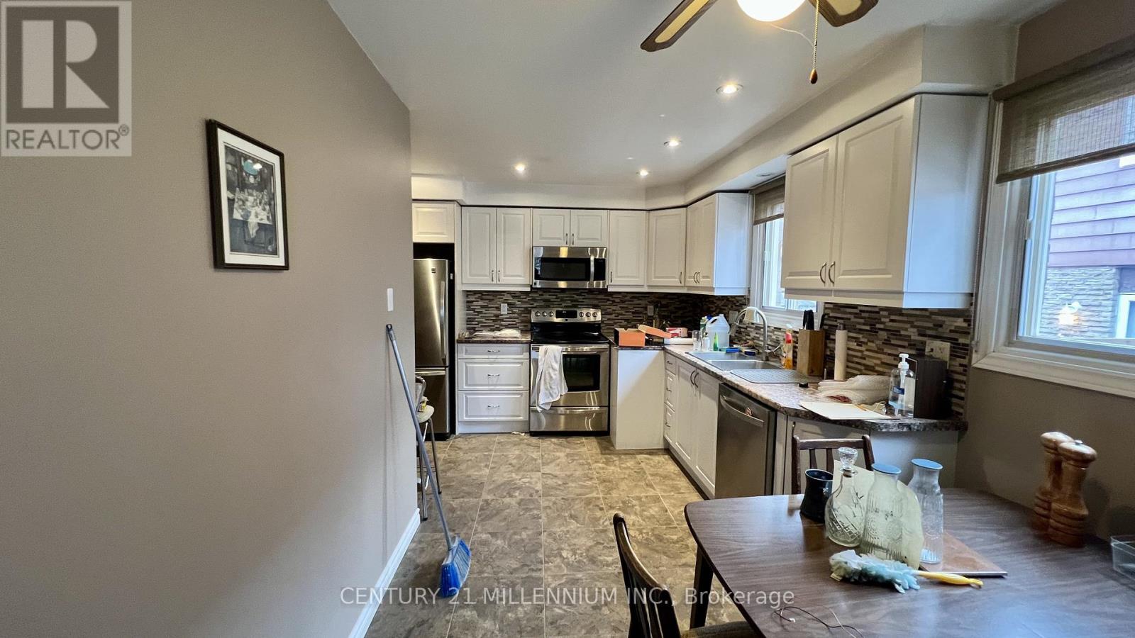 68 Burbank Crescent, Orangeville, Ontario  L9W 3E7 - Photo 8 - W12945742
