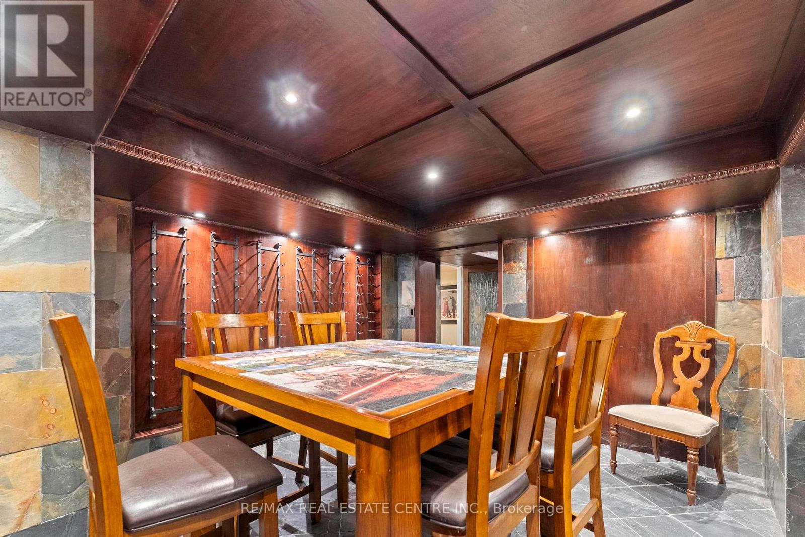 2454 Springforest Drive, Oakville, Ontario  L6M 0A1 - Photo 45 - W12945754