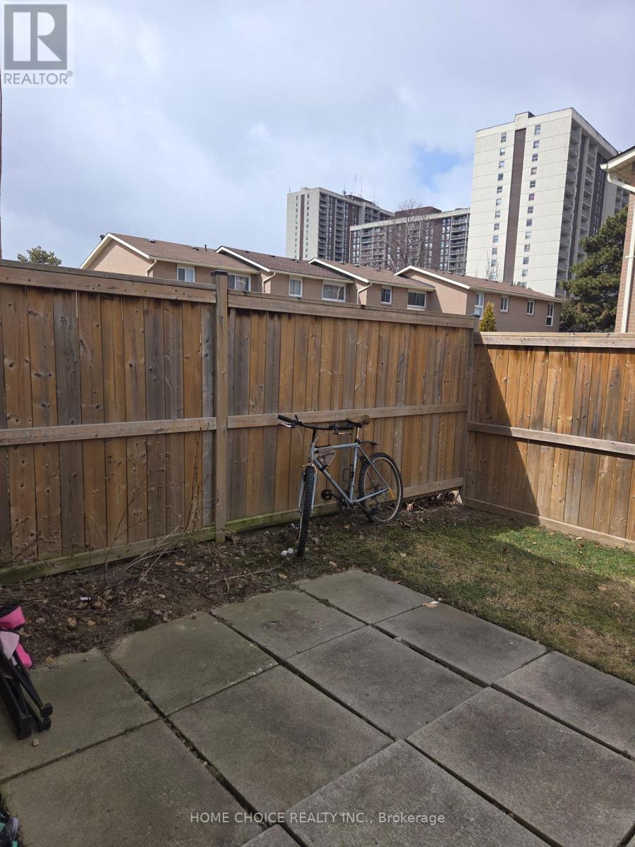 59 - 59 Craigleigh Crescent, Brampton, Ontario  L6T 2E3 - Photo 10 - W12945778