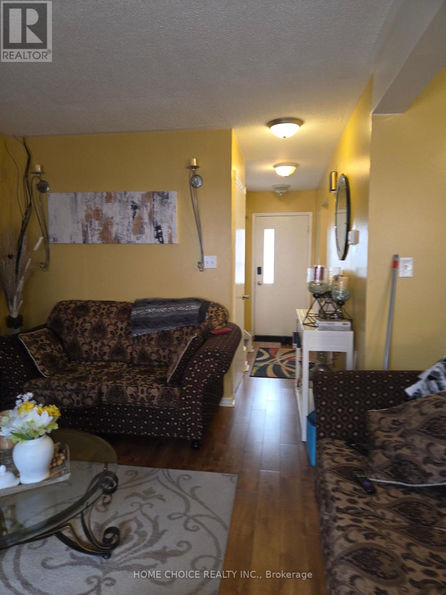 59 - 59 Craigleigh Crescent, Brampton, Ontario  L6T 2E3 - Photo 6 - W12945778