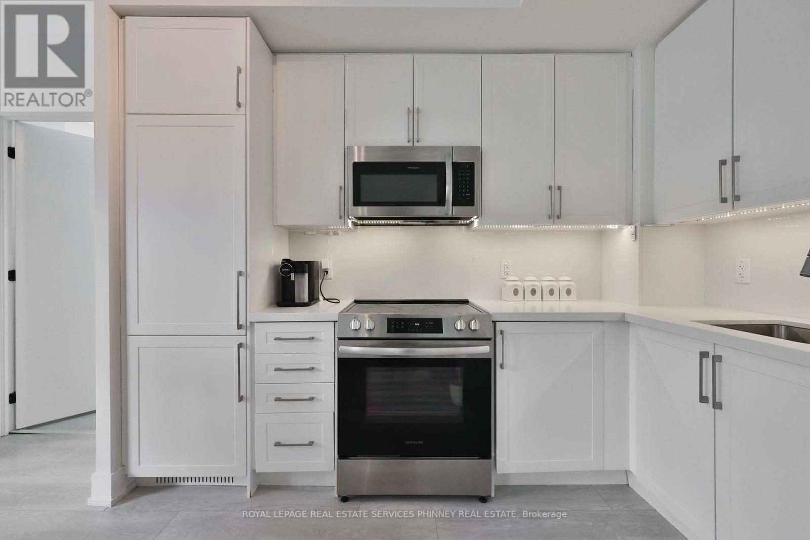 716 - 2450 Old Bronte Road, Oakville, Ontario  L6M 4J2 - Photo 6 - W12945802