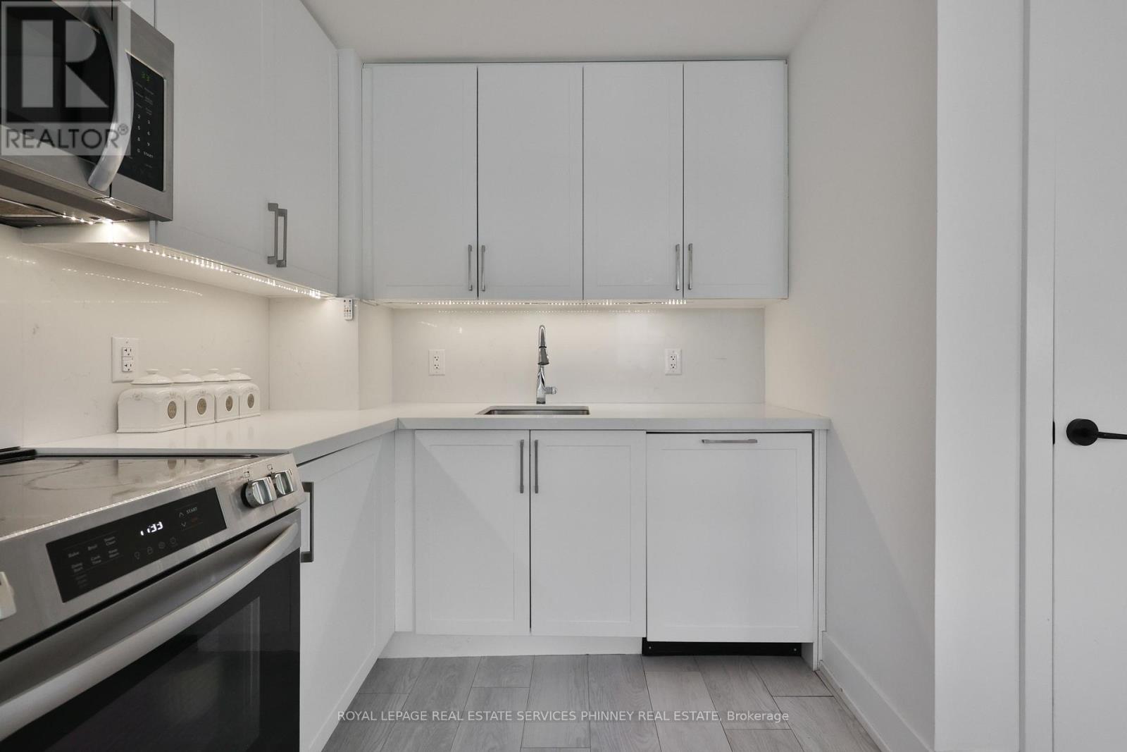 716 - 2450 Old Bronte Road, Oakville, Ontario  L6M 4J2 - Photo 7 - W12945802