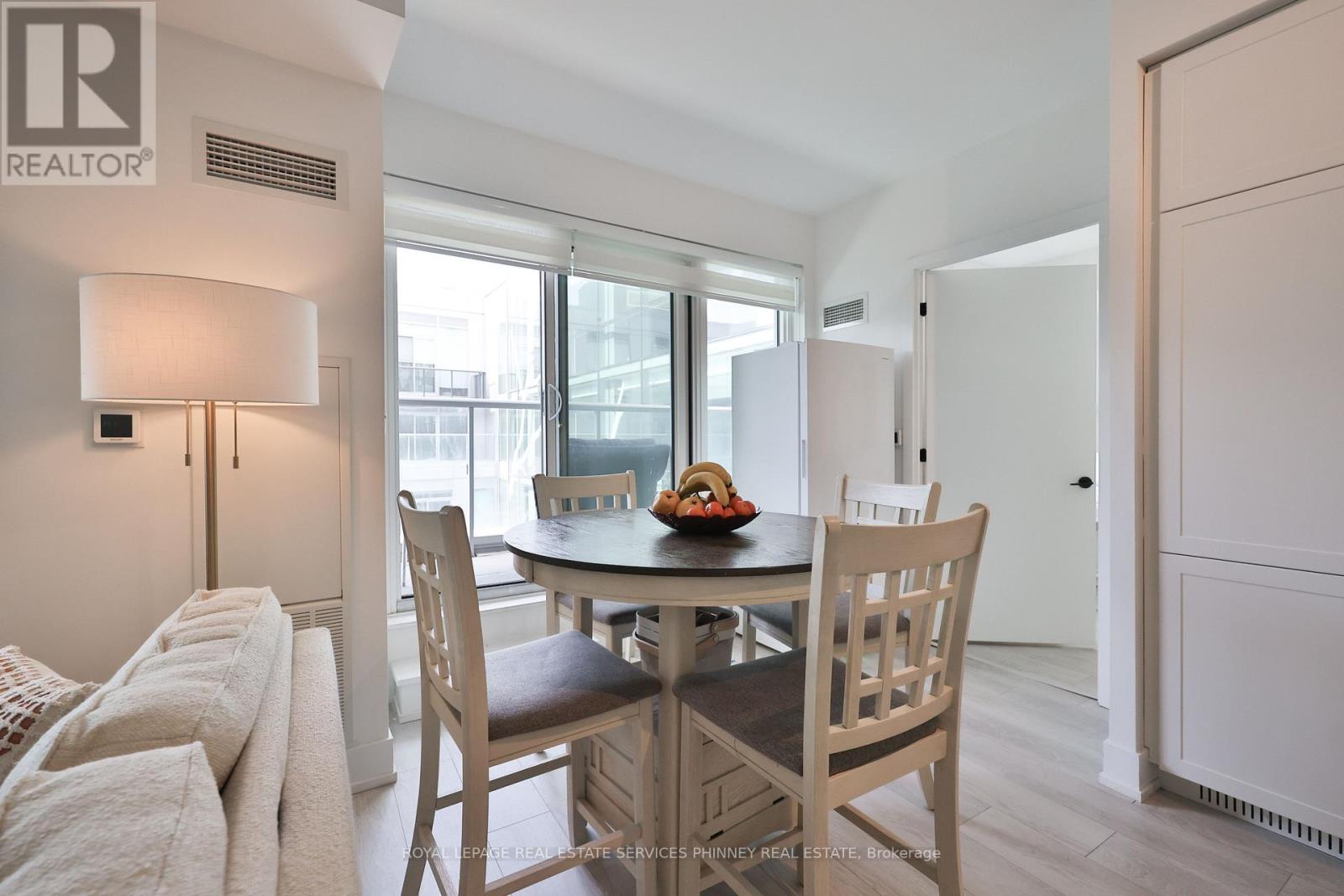 716 - 2450 Old Bronte Road, Oakville, Ontario  L6M 4J2 - Photo 8 - W12945802