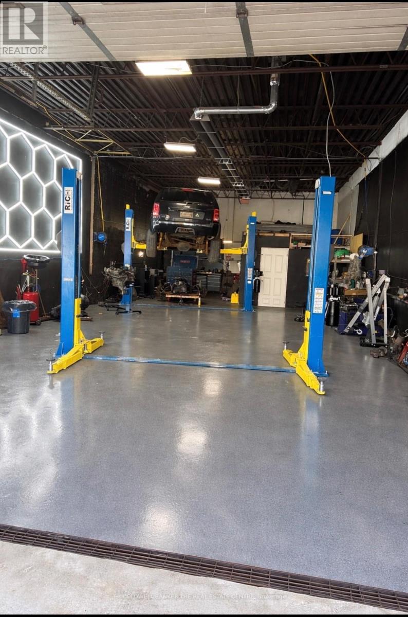 45 Iron Street, Toronto, Ontario  M9W 1H1 - Photo 1 - W12945812