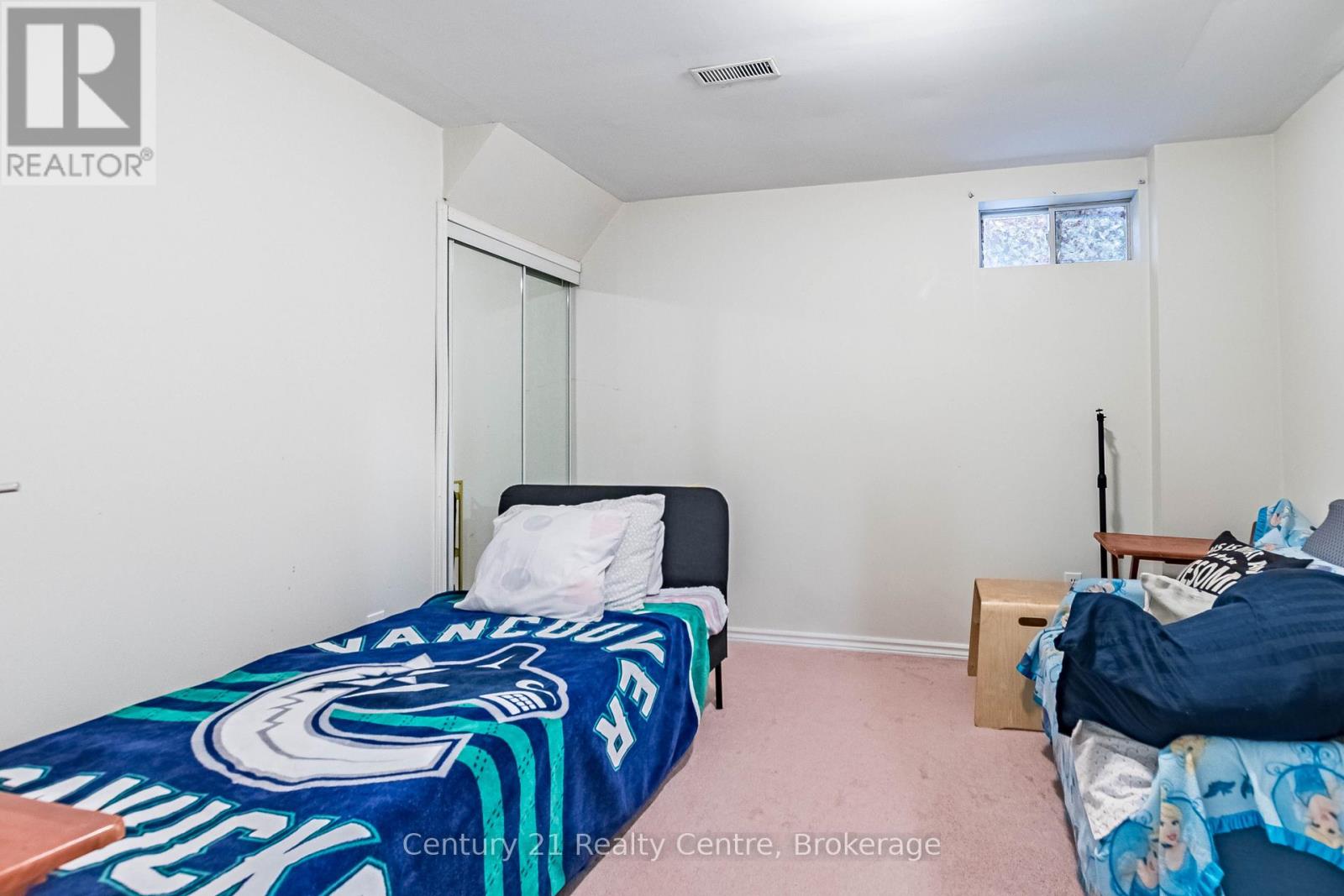 3349 Loyalist Drive, Mississauga, Ontario  L5L 5T9 - Photo 38 - W12945830