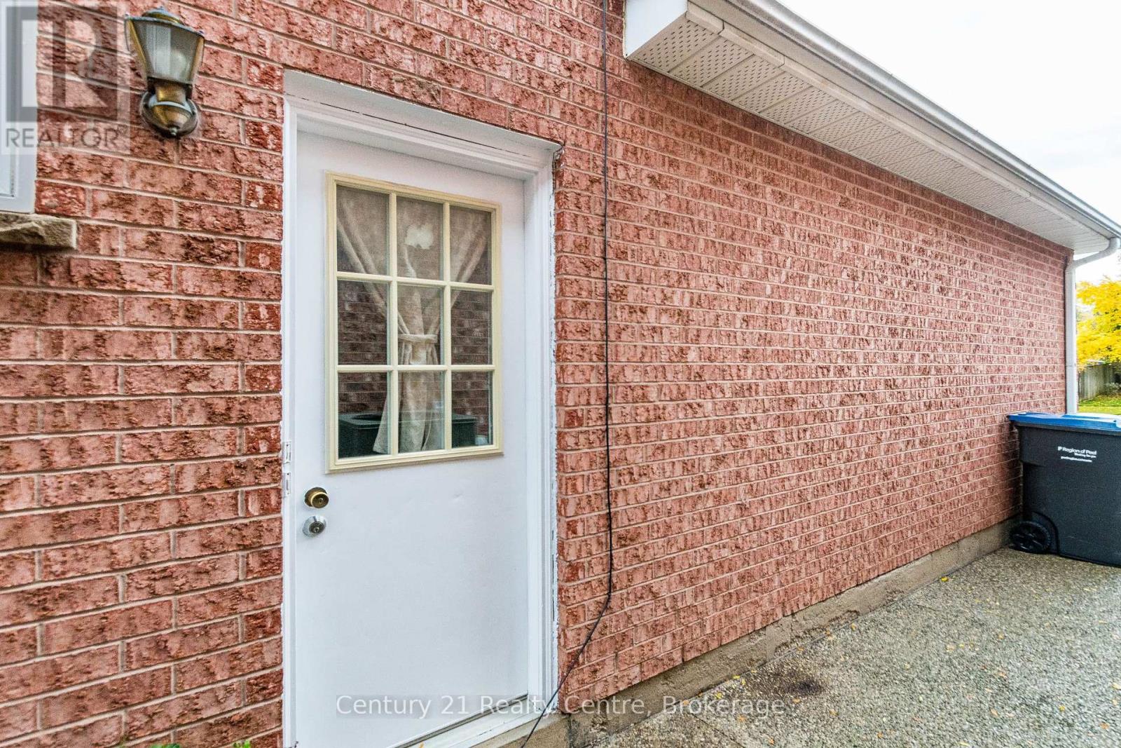 3349 Loyalist Drive, Mississauga, Ontario  L5L 5T9 - Photo 40 - W12945830