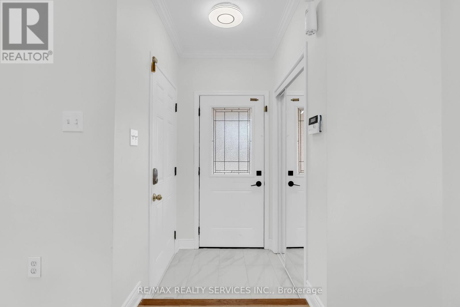 110 Dwyer Drive, Brampton, Ontario  L6S 0B4 - Photo 11 - W12945850