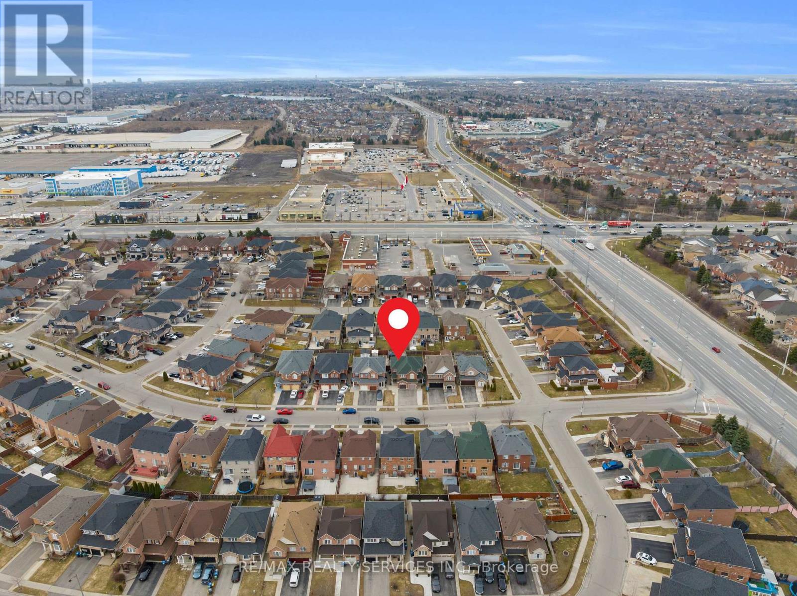 110 Dwyer Drive, Brampton, Ontario  L6S 0B4 - Photo 4 - W12945850