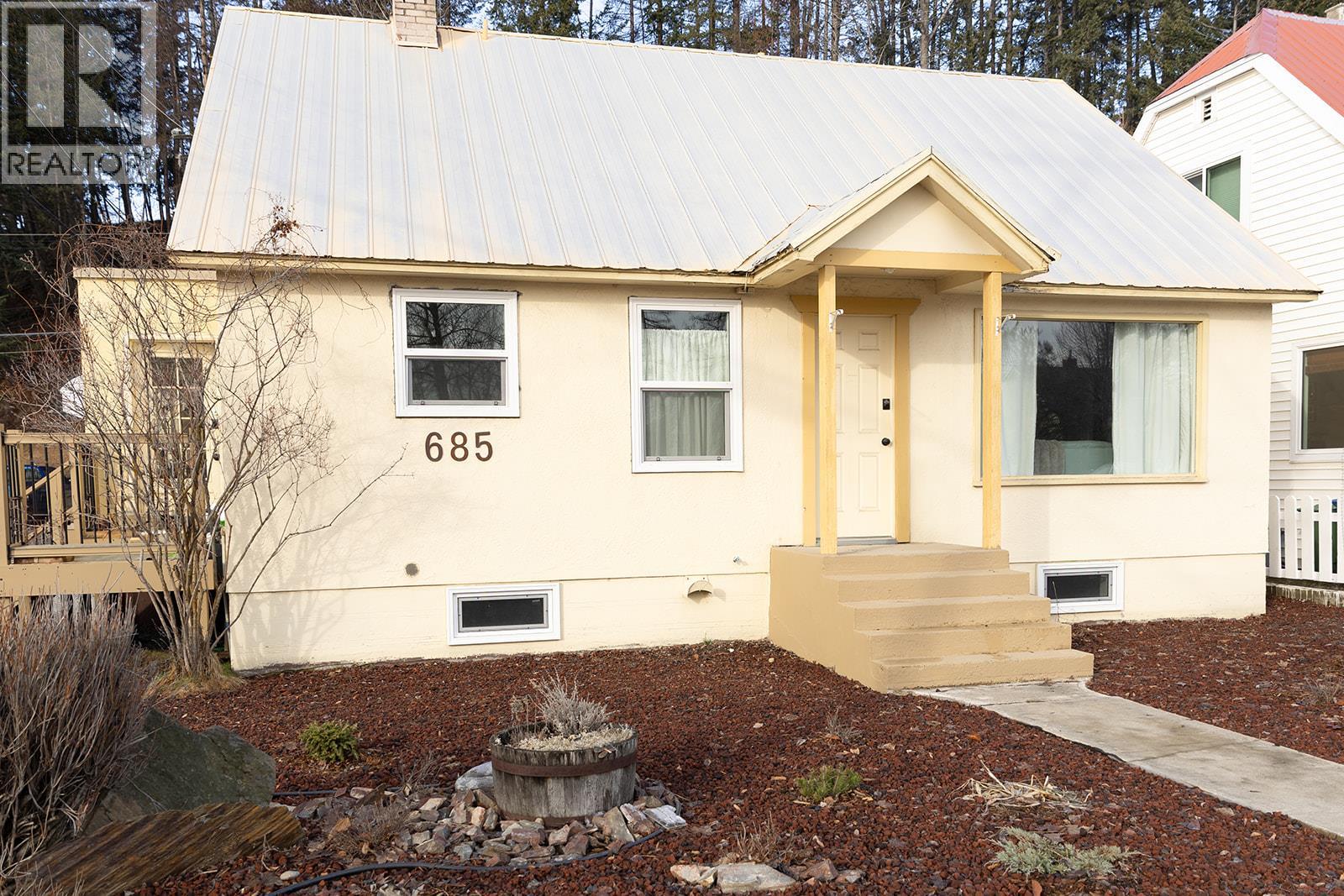 685 Wallinger Avenue, Kimberley, British Columbia V1A 1Z8 - Photo 1 - 10381134