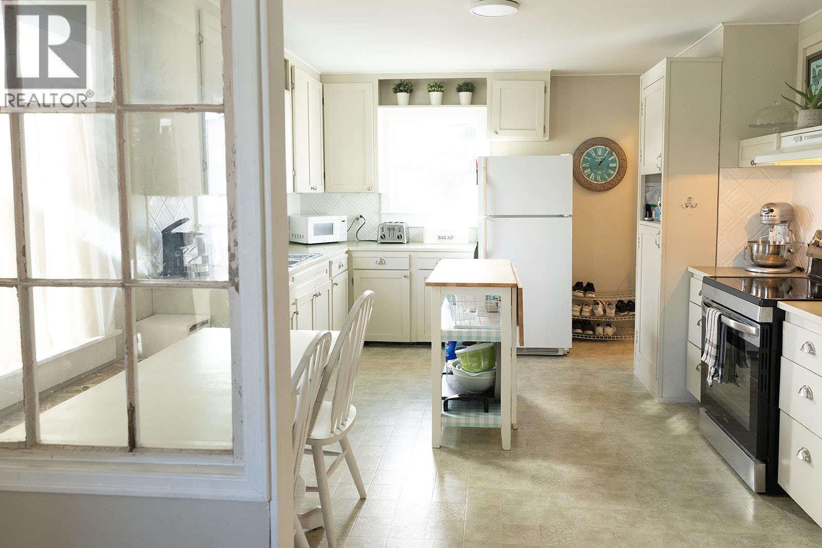 685 Wallinger Avenue, Kimberley, British Columbia V1A 1Z8 - Photo 8 - 10381134