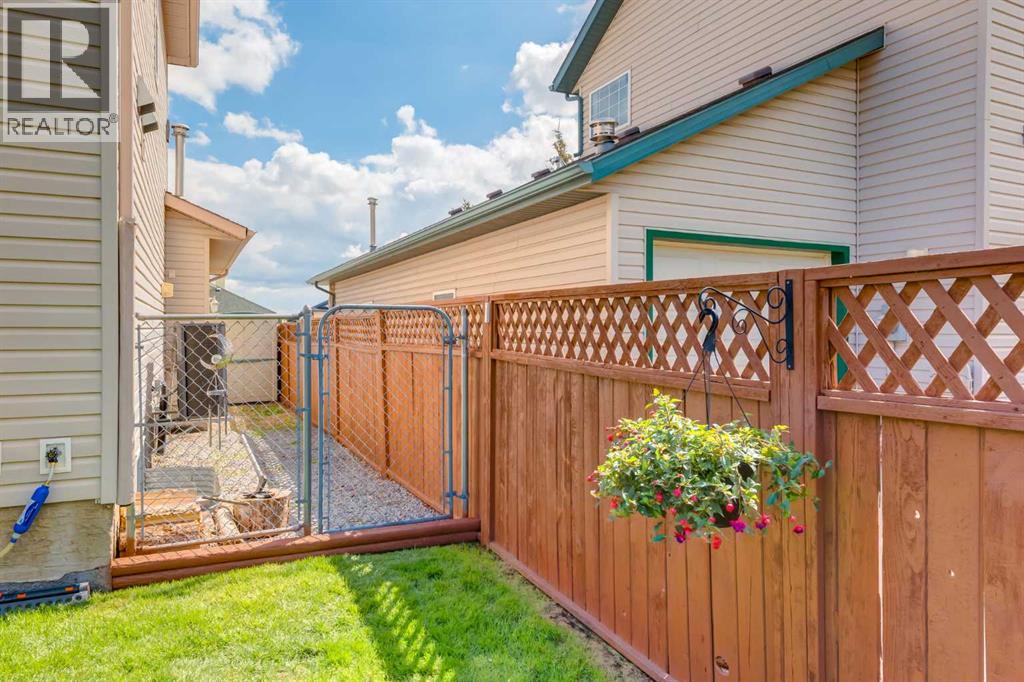 168 West Creek Pond, Chestermere, Alberta  T1X 1H4 - Photo 46 - A2298209