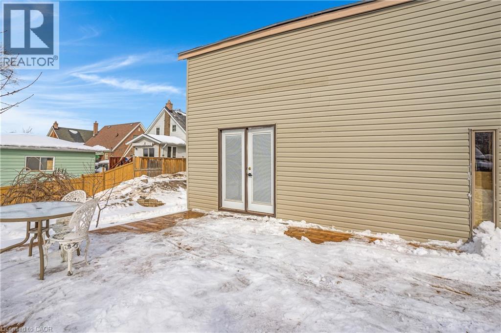 13 Devitt Avenue N, Waterloo, Ontario  N2J 3E7 - Photo 43 - 40814119