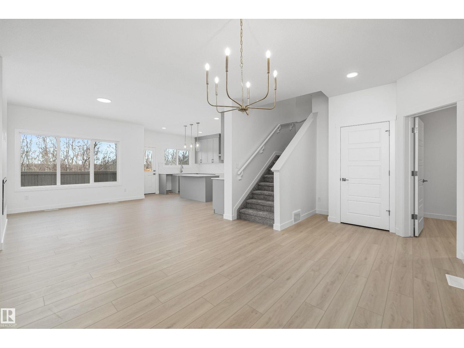 8728 183 Av Nw, Edmonton, Alberta  T5Z 0S8 - Photo 7 - E4476636