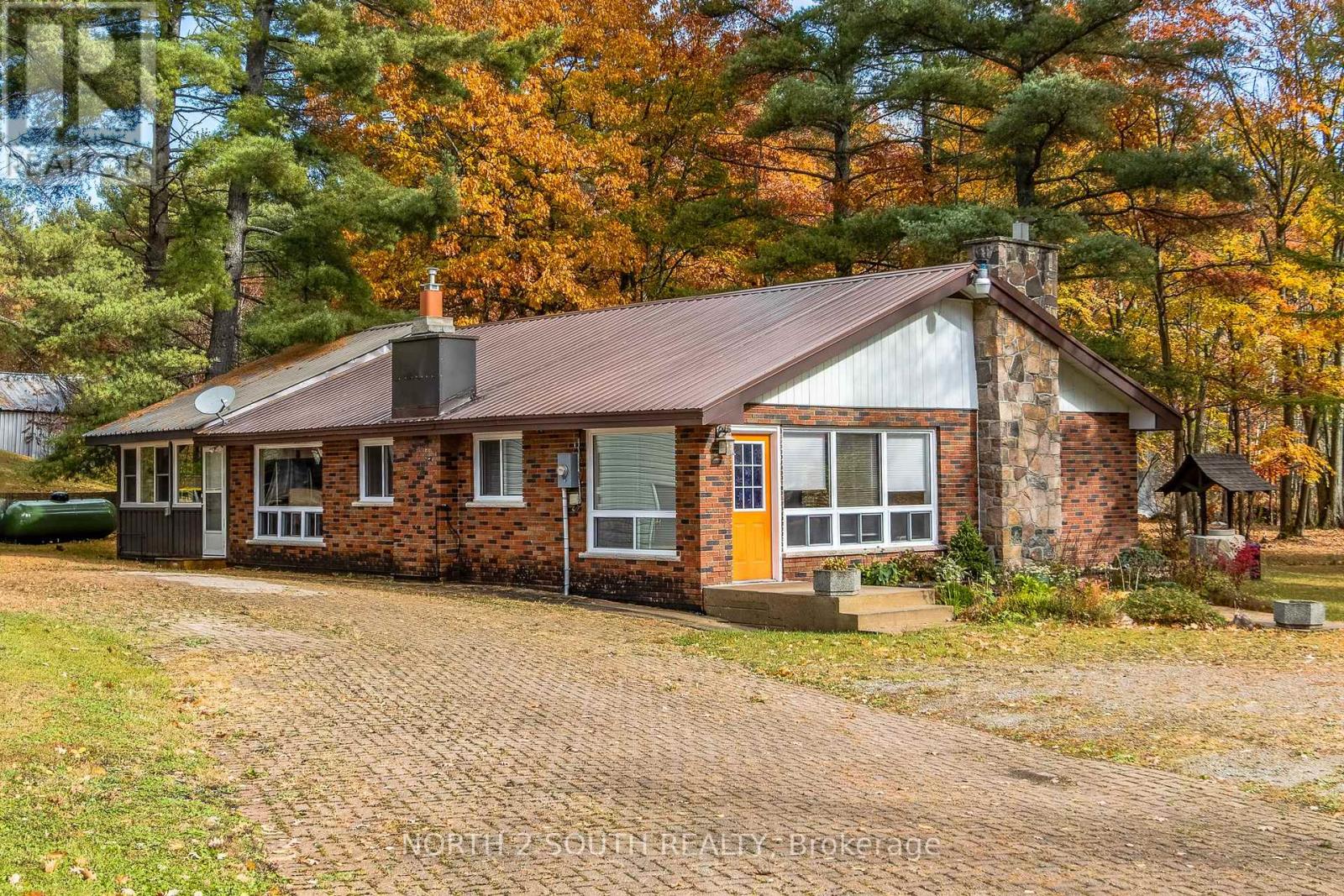 2512 Honey Harbour Road, Georgian Bay, Ontario  P0E 1E0 - Photo 48 - X12945546