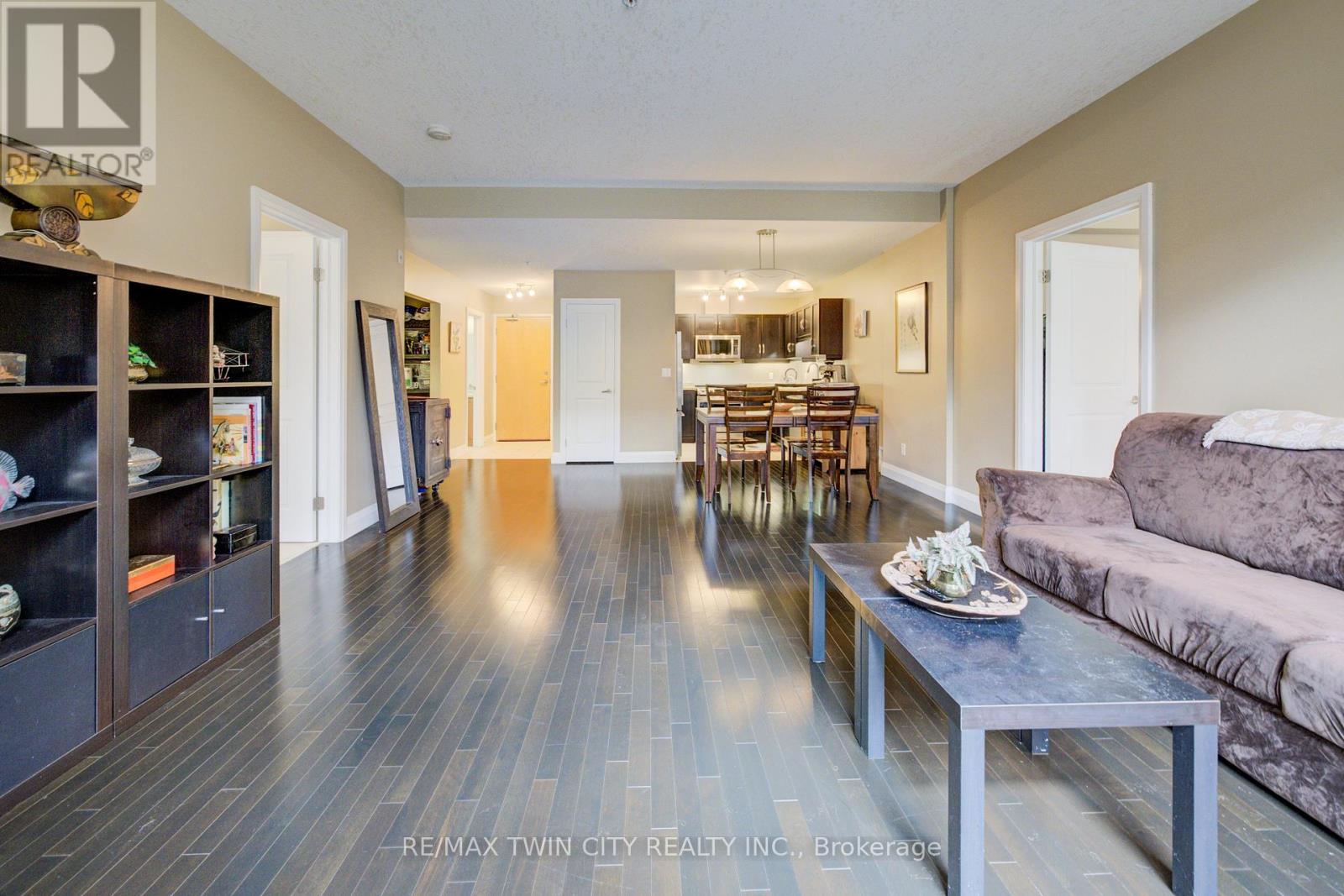 105 - 165 Duke Street E, Kitchener, Ontario  N2H 6T8 - Photo 12 - X12945556