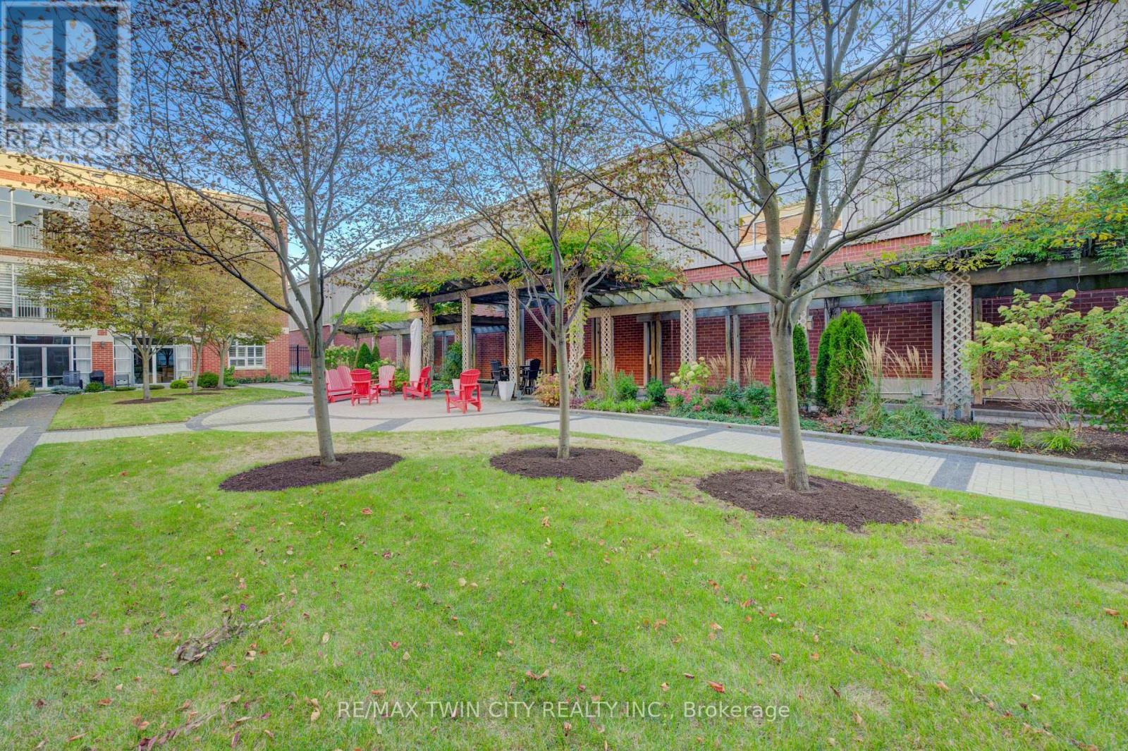 105 - 165 Duke Street E, Kitchener, Ontario  N2H 6T8 - Photo 15 - X12945556