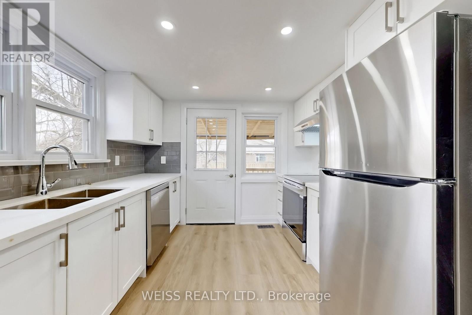 181 Talbot Street N, Norfolk, Ontario  N3Y 3W8 - Photo 17 - X12945558