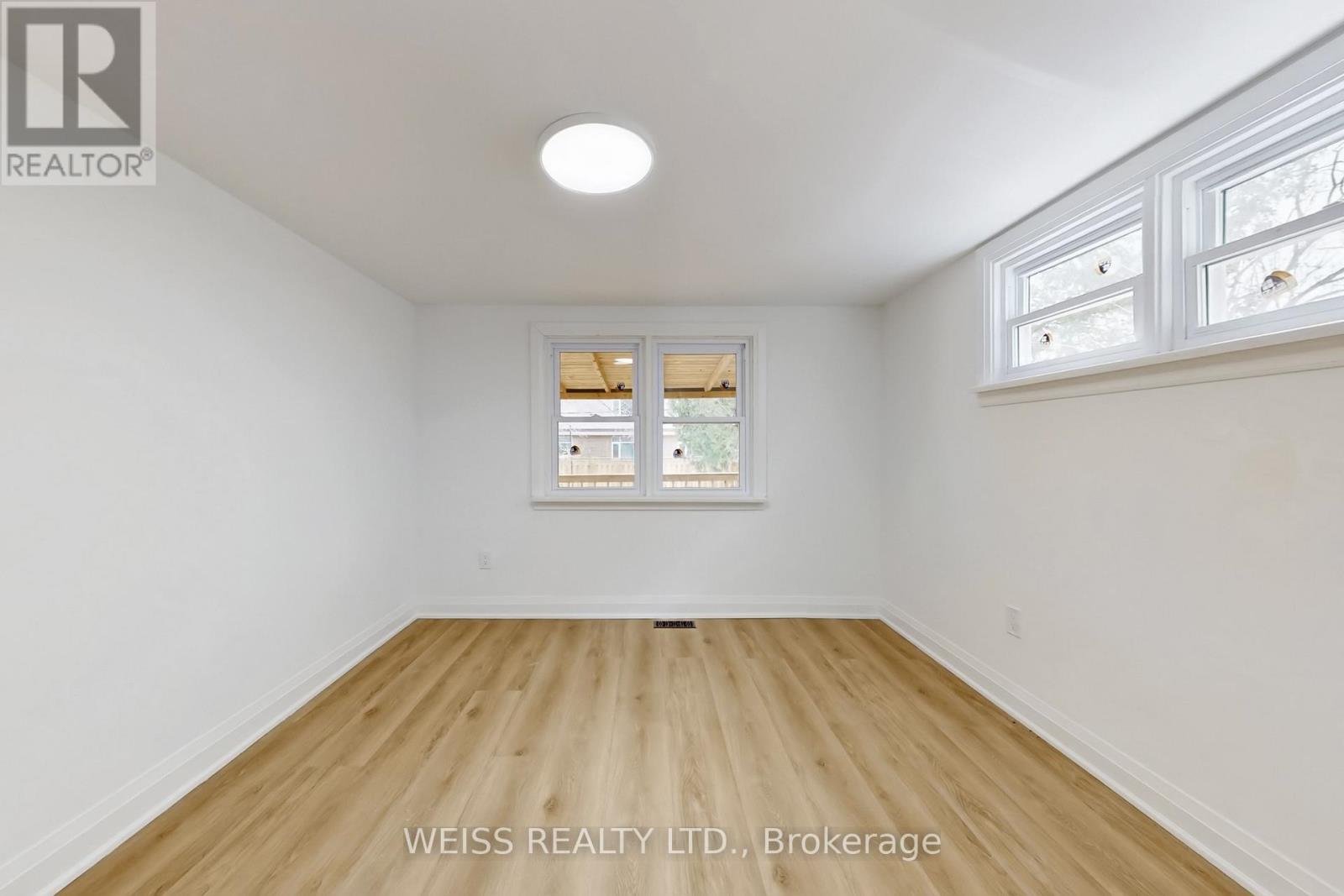 181 Talbot Street N, Norfolk, Ontario  N3Y 3W8 - Photo 30 - X12945558