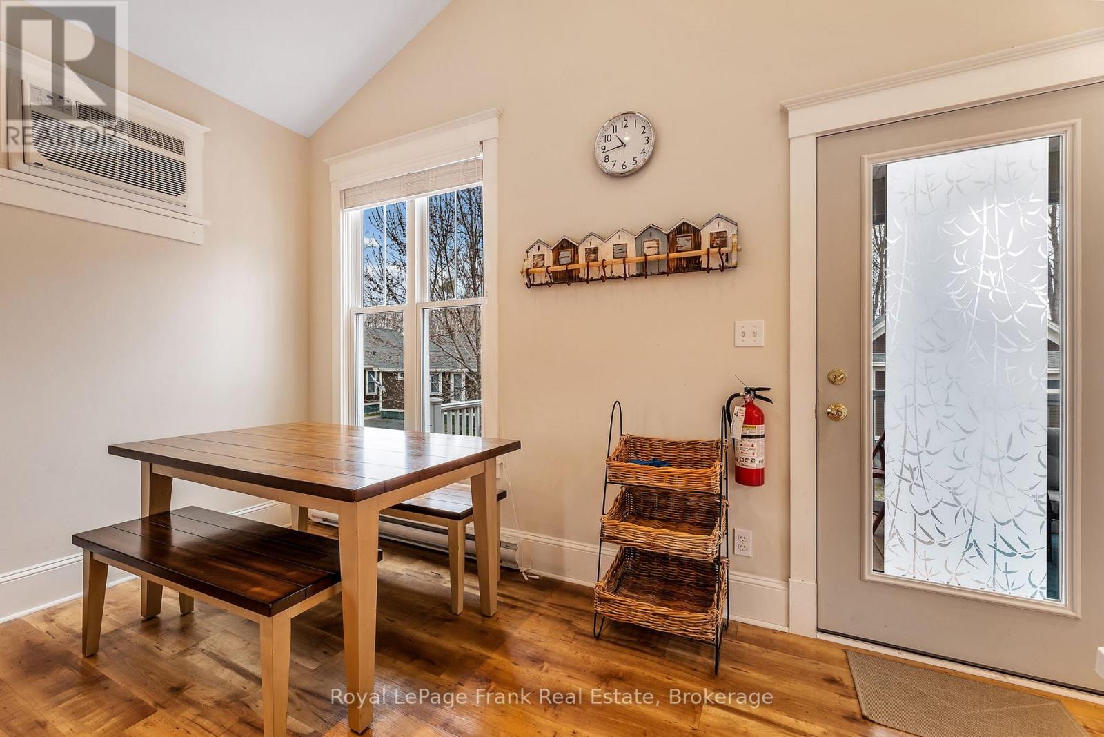 178 - 11 Farm View Lane, Prince Edward County, Ontario  K0K 1P0 - Photo 10 - X12945576