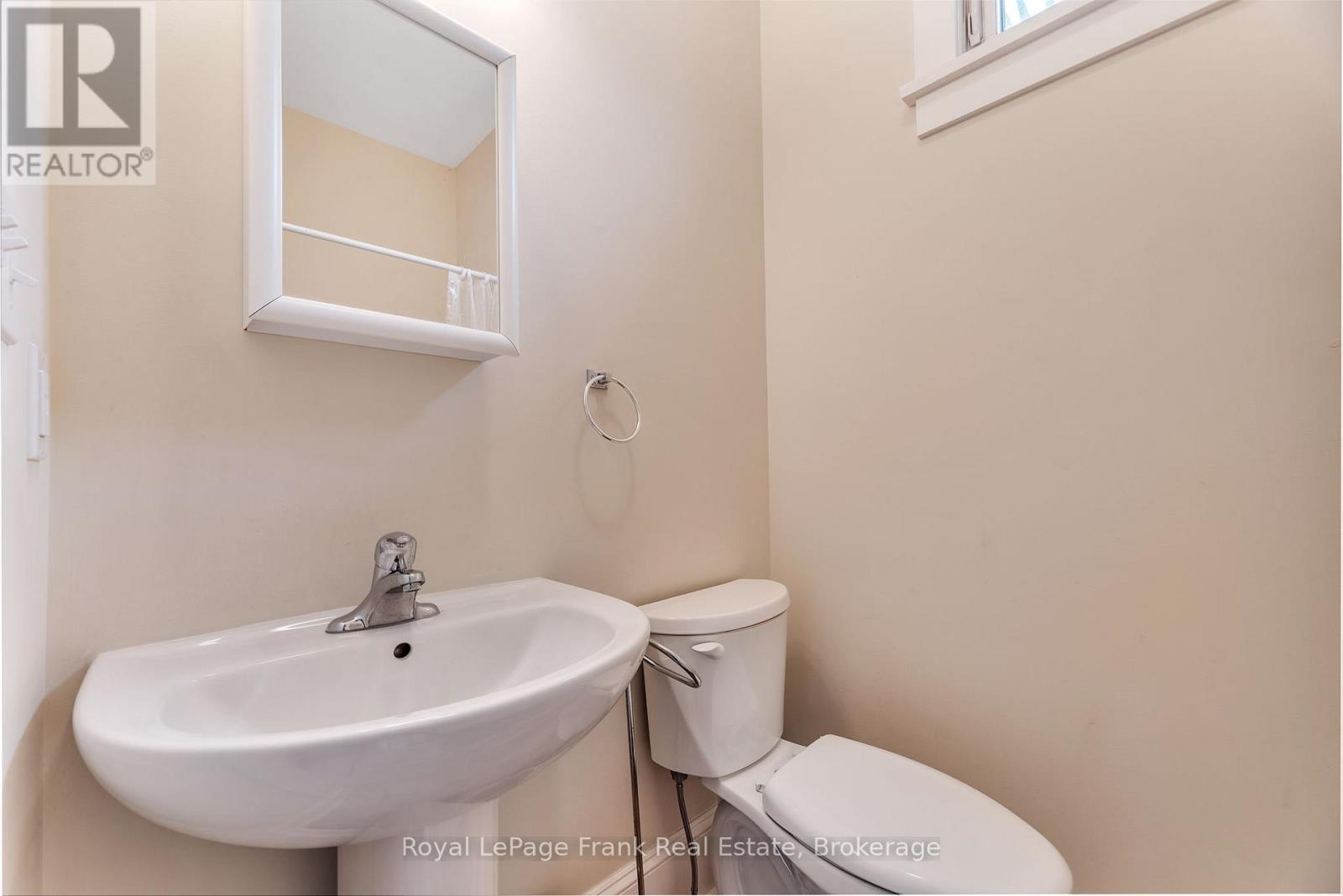 178 - 11 Farm View Lane, Prince Edward County, Ontario  K0K 1P0 - Photo 15 - X12945576