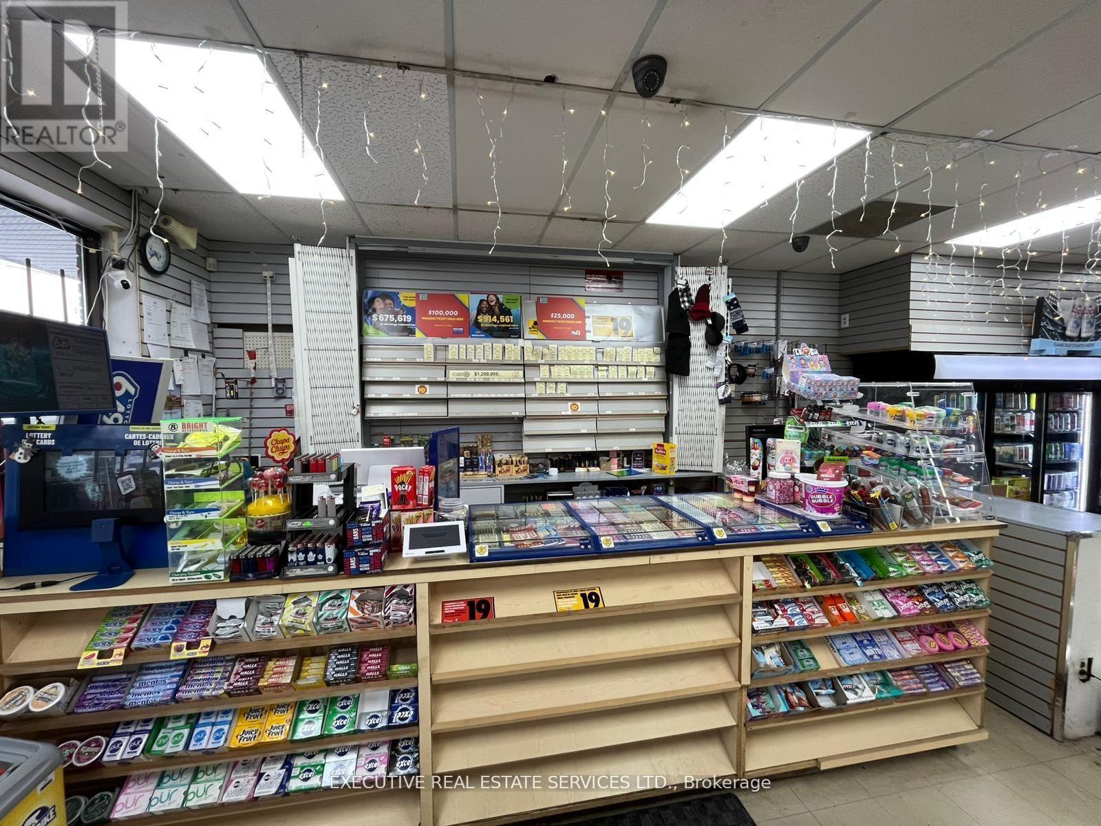 788 COLBORNE STREET, Brantford, Ontario