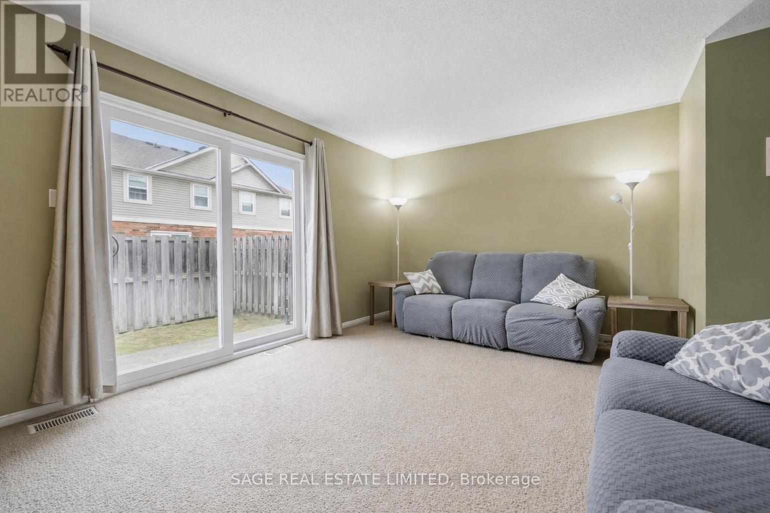28 - 124 Gosling Gardens, Guelph, Ontario  N1G 5K6 - Photo 6 - X12945666