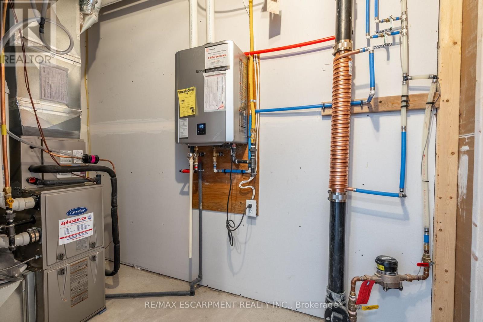 16 Clear Valley Lane, Hamilton, Ontario  L0R 1W0 - Photo 9 - X12945670