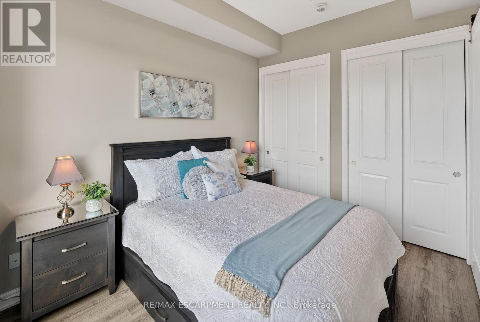 602 - 10 Esplanade Lane, Grimsby, Ontario  L3M 0H1 - Photo 14 - X12945680