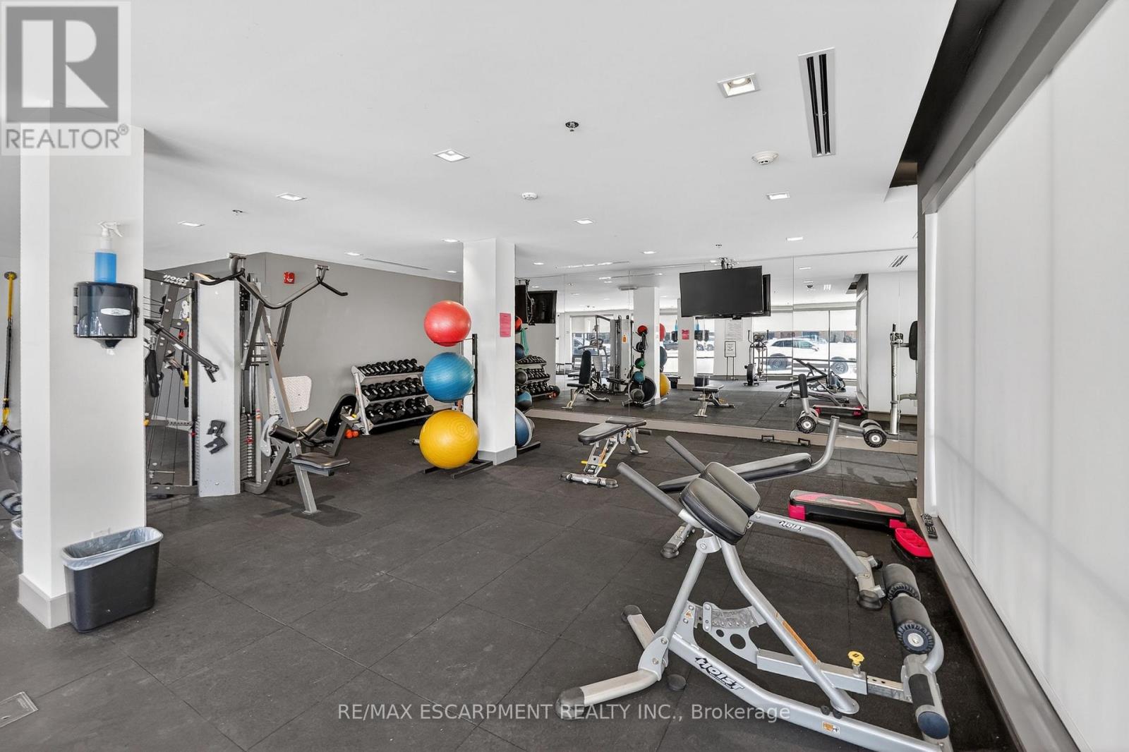 602 - 10 Esplanade Lane, Grimsby, Ontario  L3M 0H1 - Photo 22 - X12945680