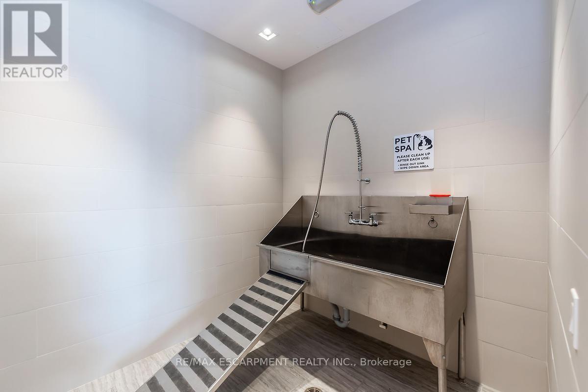 602 - 10 Esplanade Lane, Grimsby, Ontario  L3M 0H1 - Photo 24 - X12945680