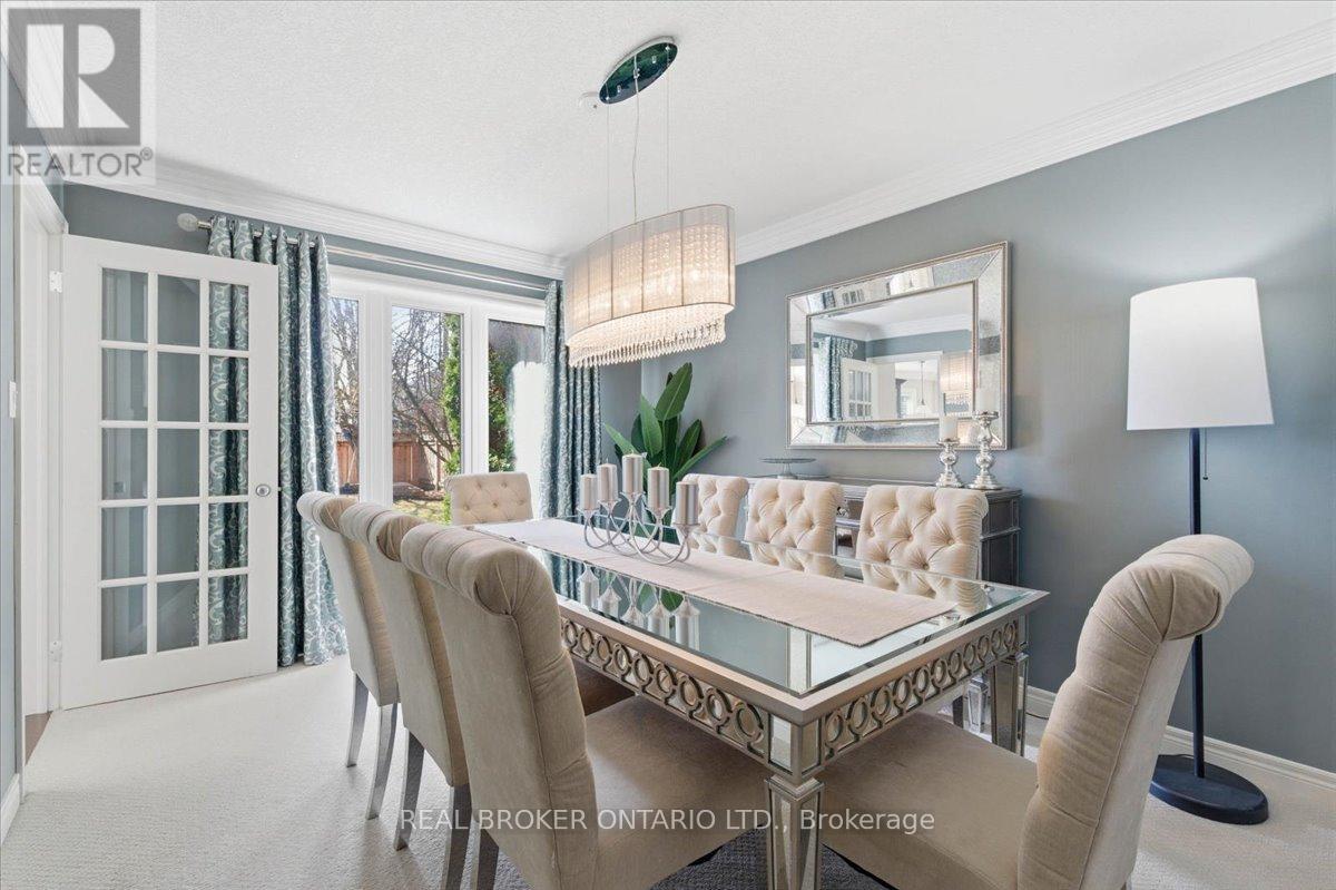 19 Pioneer Tower Crescent, Kitchener, Ontario  N2P 2L2 - Photo 14 - X12945752