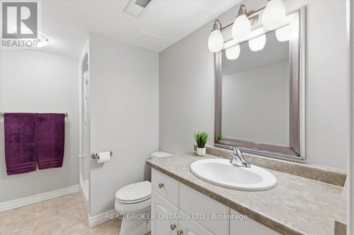 19 Pioneer Tower Crescent, Kitchener, Ontario  N2P 2L2 - Photo 34 - X12945752