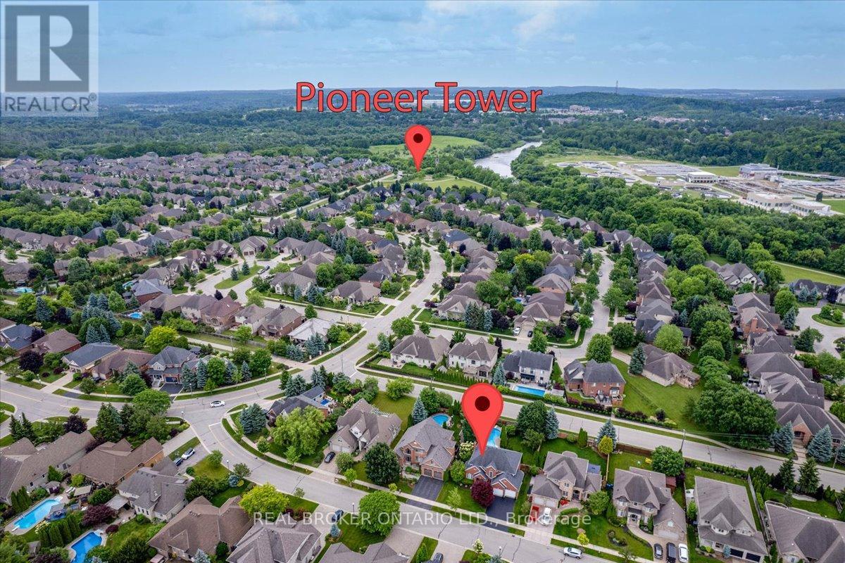 19 Pioneer Tower Crescent, Kitchener, Ontario  N2P 2L2 - Photo 44 - X12945752