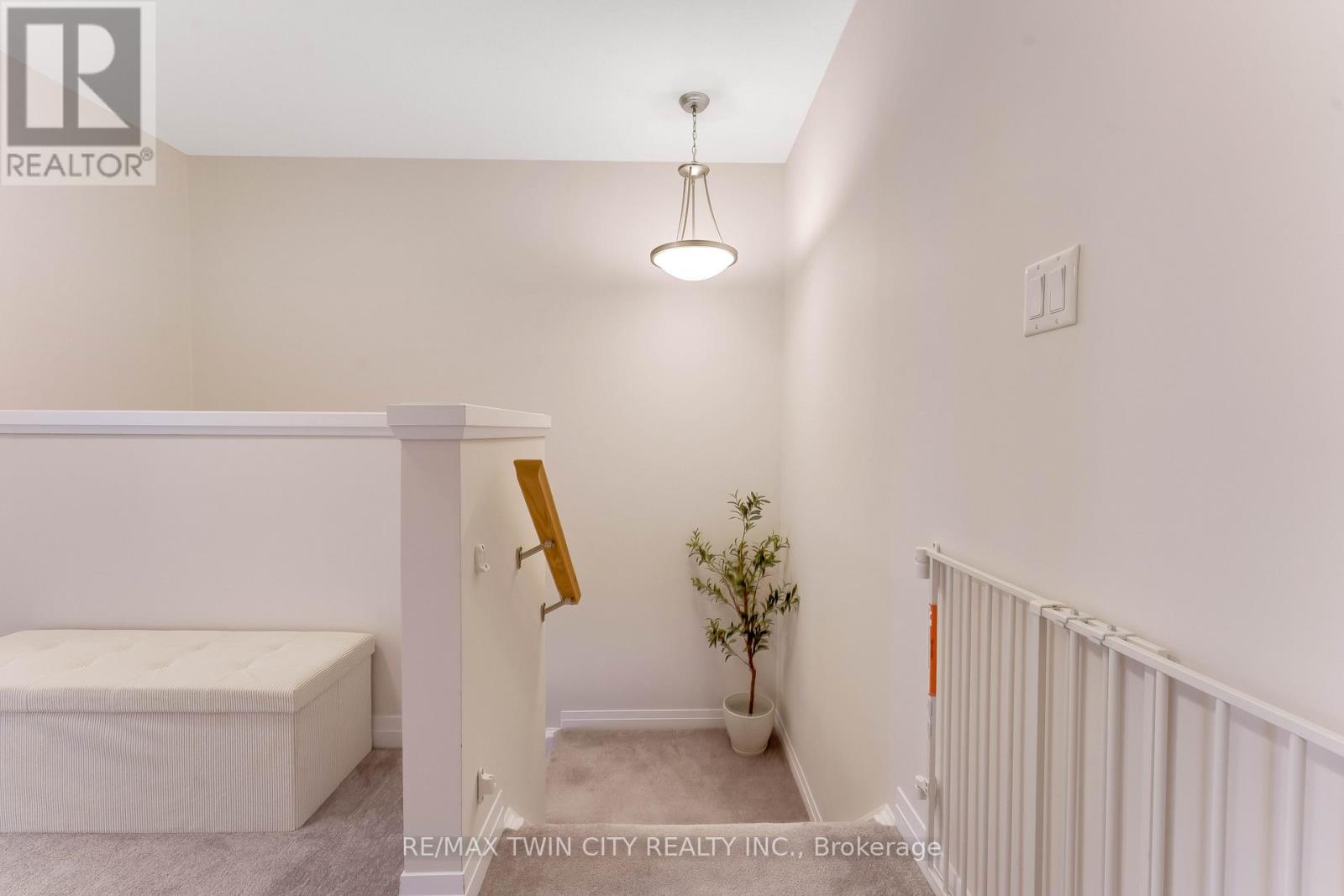 6c - 115 South Creek Drive, Kitchener, Ontario  N2P 0H2 - Photo 18 - X12945804