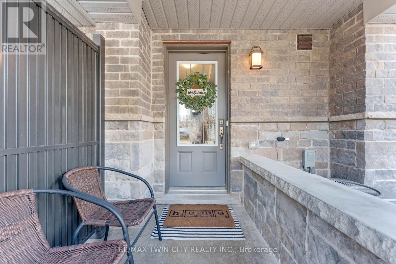 6c - 115 South Creek Drive, Kitchener, Ontario  N2P 0H2 - Photo 3 - X12945804