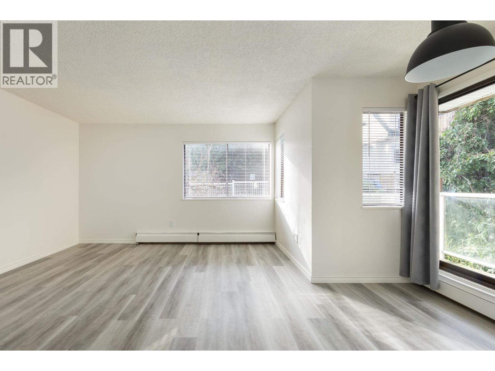 215 830 E 7th Avenue, Vancouver, British Columbia  V5T 4J2 - Photo 4 - R3105833