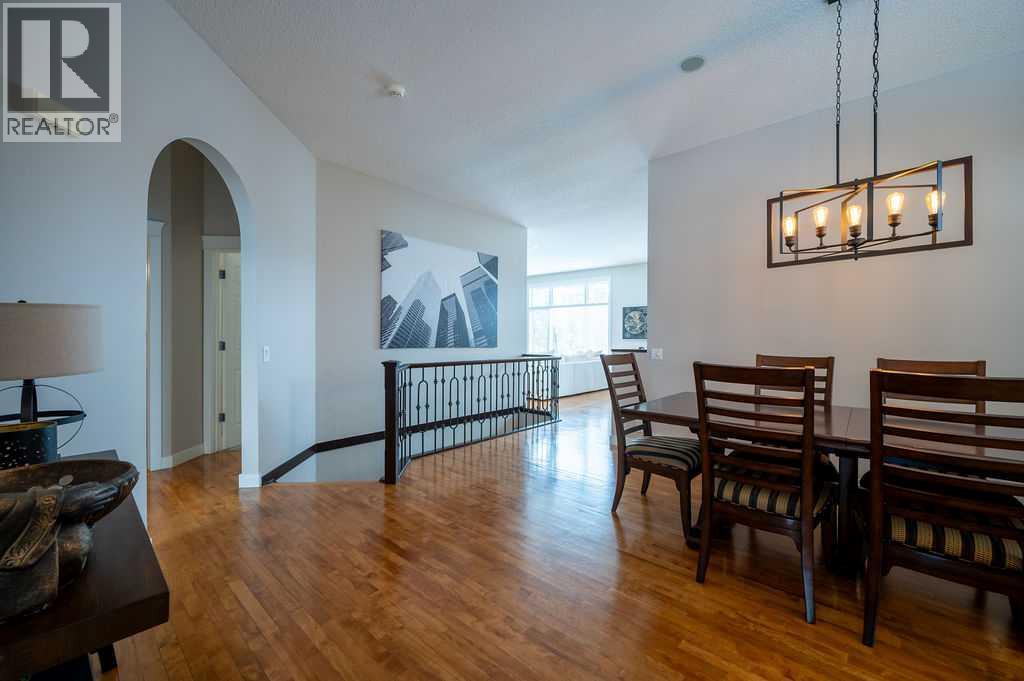 45 Mt Gibraltar Heights Se, Calgary, Alberta  T2Z 3R2 - Photo 7 - A2296220