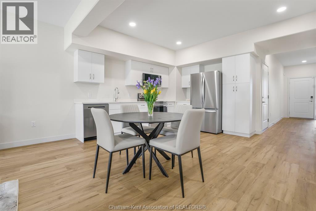 7 Magnolia Lane Unit# 13, Chatham, Ontario  N7M 0T3 - Photo 11 - 26006784