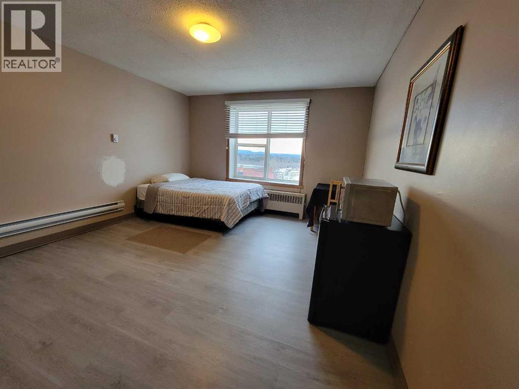 4939 50 Street, Rocky Mountain House, Alberta  T4T 1A7 - Photo 5 - A2297515