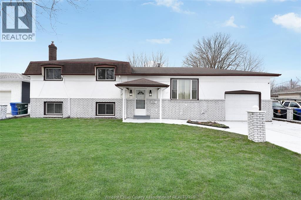 3767 Turner, Windsor, Ontario  N8W 3N2 - Photo 1 - 26006789