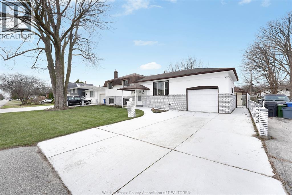 3767 Turner, Windsor, Ontario  N8W 3N2 - Photo 3 - 26006789