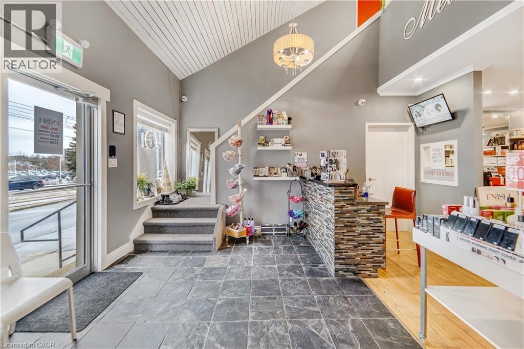 938 King Street W, Kitchener, Ontario  N2G 1G4 - Photo 4 - 40816706